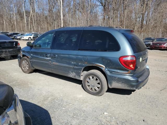 2005 Chrysler Town & Country Limited