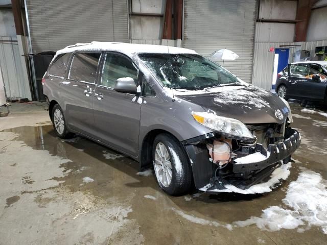 2012 Toyota Sienna XLE