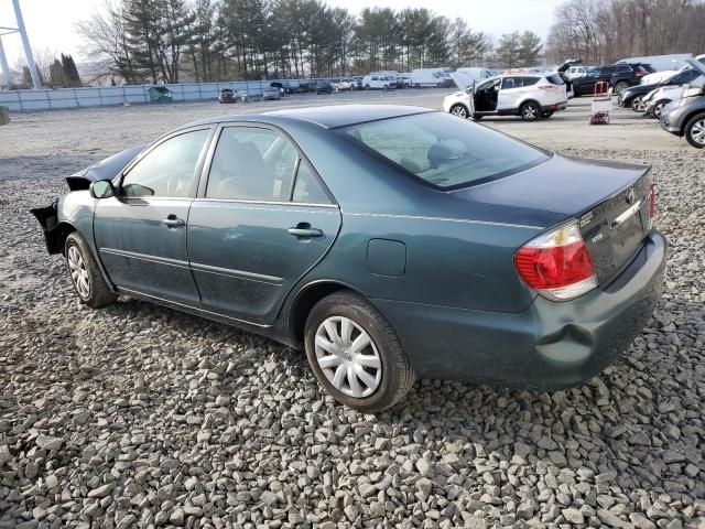 2005 Toyota Camry LE