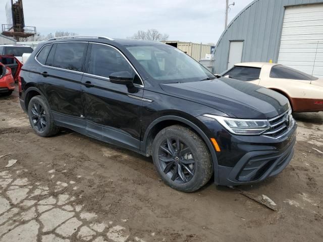 2022 Volkswagen Tiguan SE