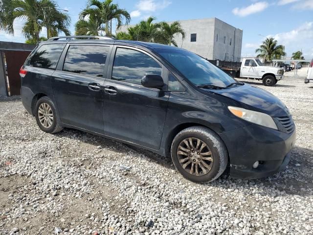 2014 Toyota Sienna XLE