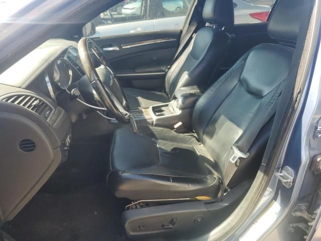 2011 Chrysler 300C