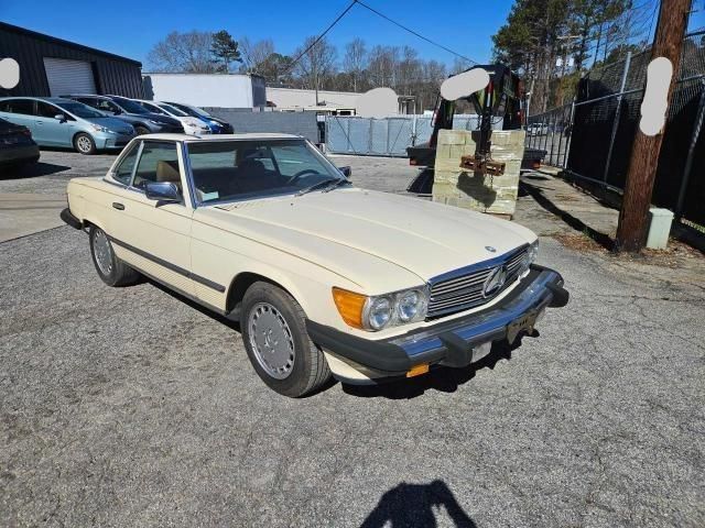 1987 Mercedes-Benz 560 SL