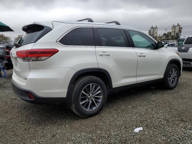 2019 Toyota Highlander SE