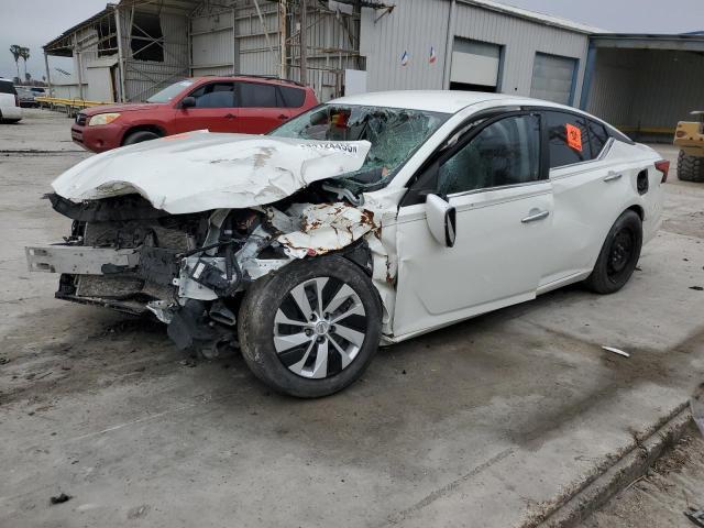 2022 Nissan Altima s