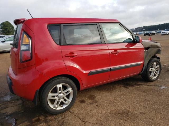 2011 KIA Soul +