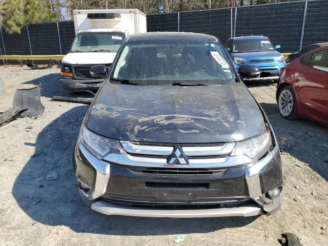 2016 Mitsubishi Outlander SE