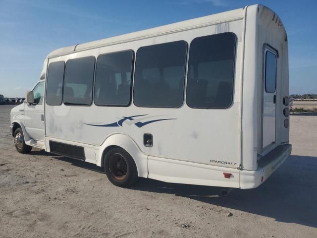 2014 Ford Econoline E350 Super Duty Cutaway Van