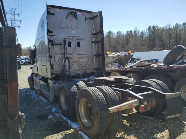 2016 Freightliner Cascadia 125 Semi Truck