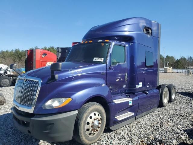 2018 International LT625