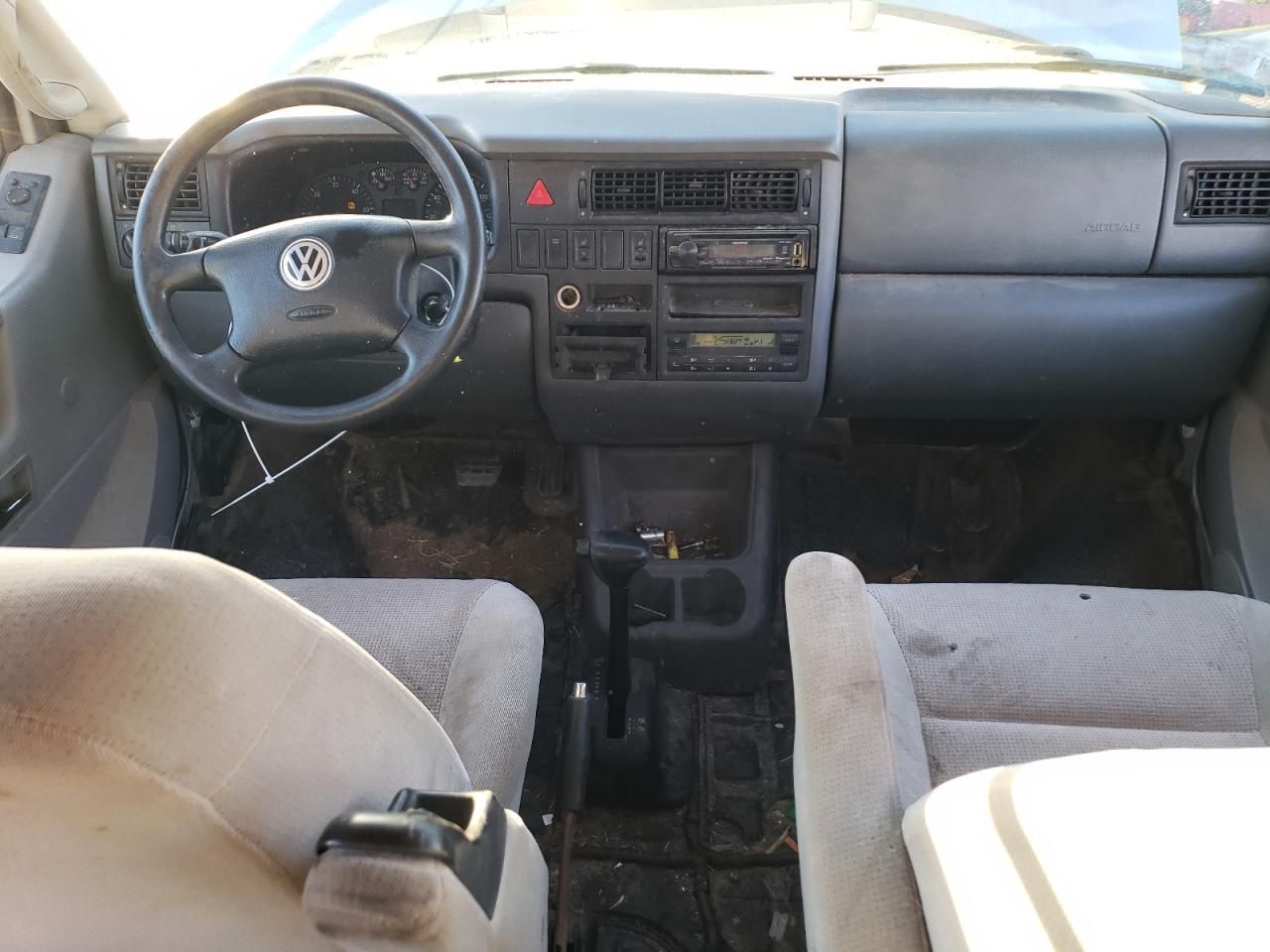 2000 Volkswagen Eurovan mv