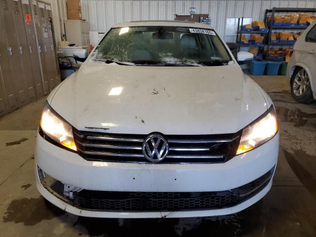 2012 Volkswagen Passat SE