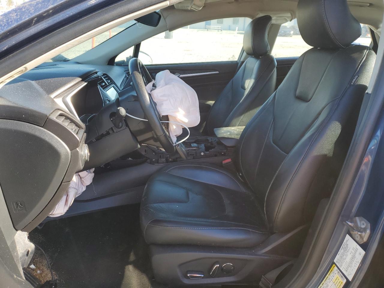 2018 Ford Fusion Titanium/platinum