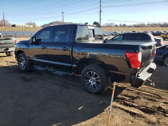 2022 Nissan Titan SV