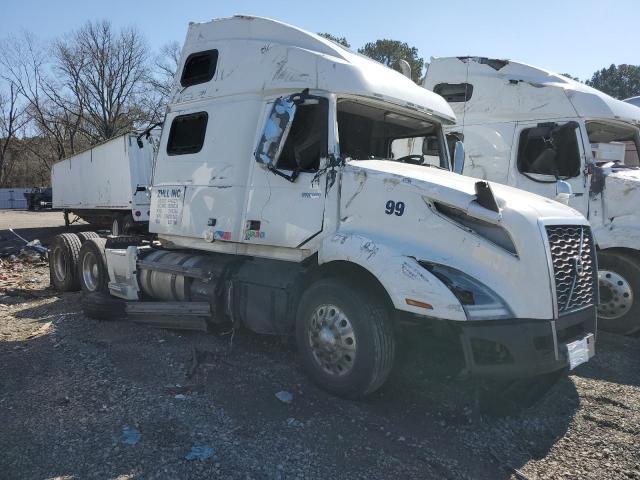 2020 Volv O vn Semi Truck