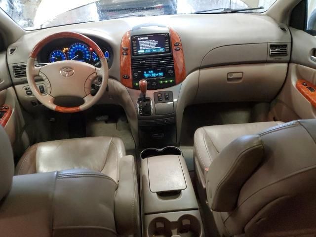 2006 Toyota Sienna XLE