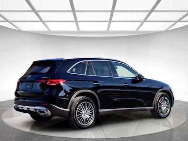 2024 Mercedes-Benz GLC 300 4matic