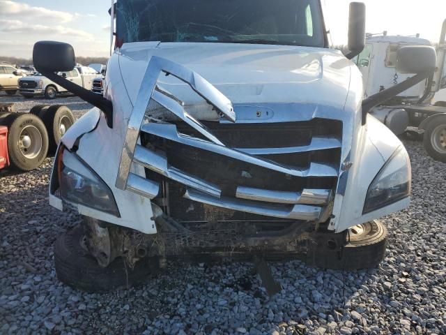 2022 Freightliner Cascadia 126