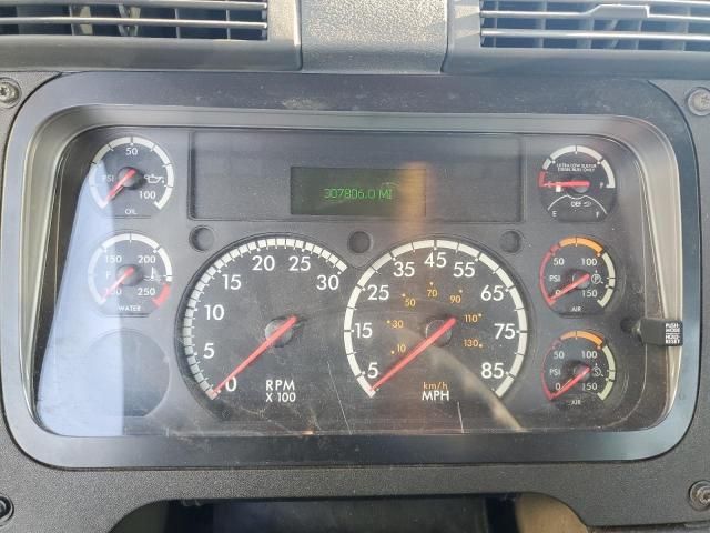 2015 Freightliner Cascadia 125