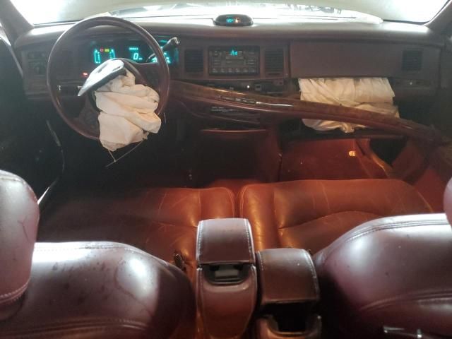 1996 Lincoln Town Car Signature