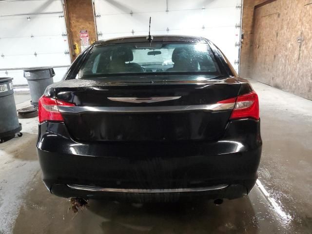 2011 Chrysler 200 Touring