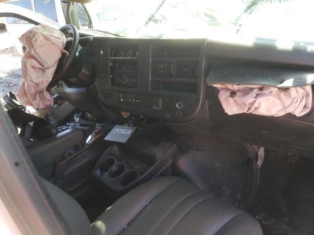 2020 Chevrolet Express G2500