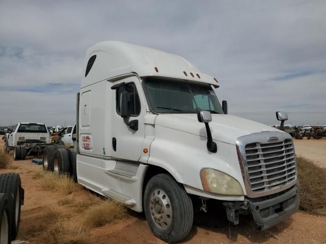 2016 Freightliner Cascadia 125