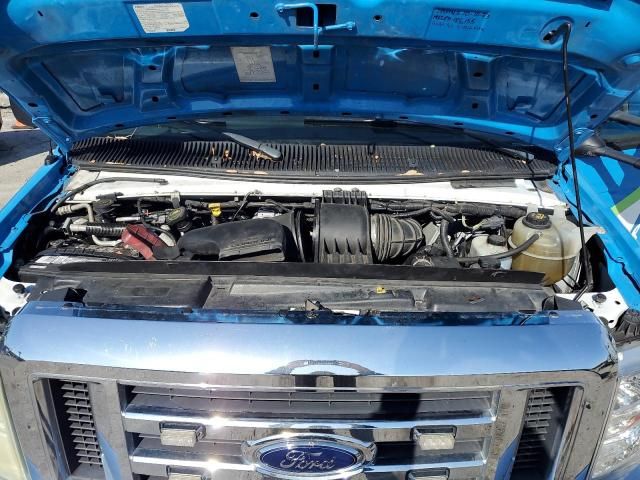 2019 Ford Econoline E350 Super Duty Cutaway Van