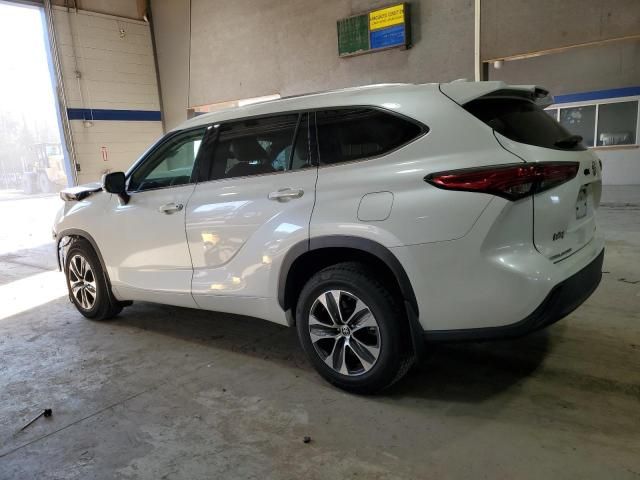 2021 Toyota Highlander XLE