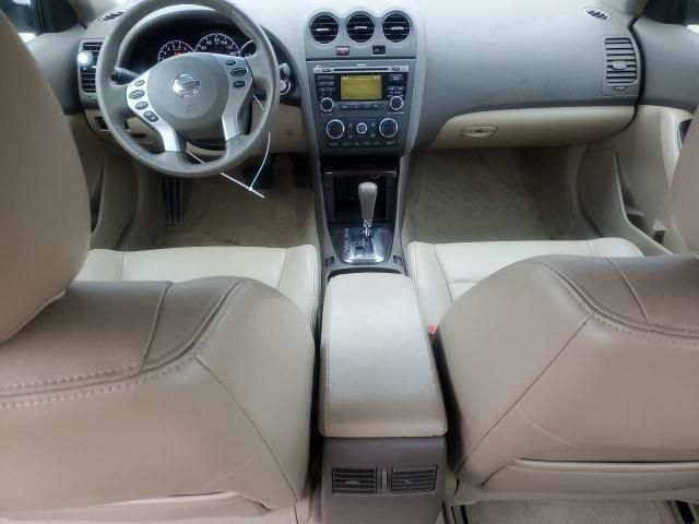 2010 Nissan Altima Base