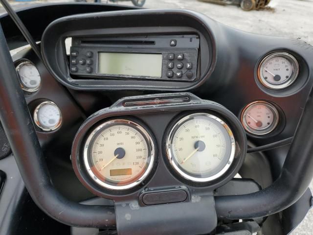 2011 Harley-Davidson Fltrx
