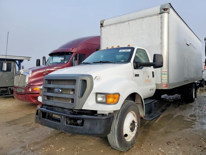 2013 Ford F750 Super Duty