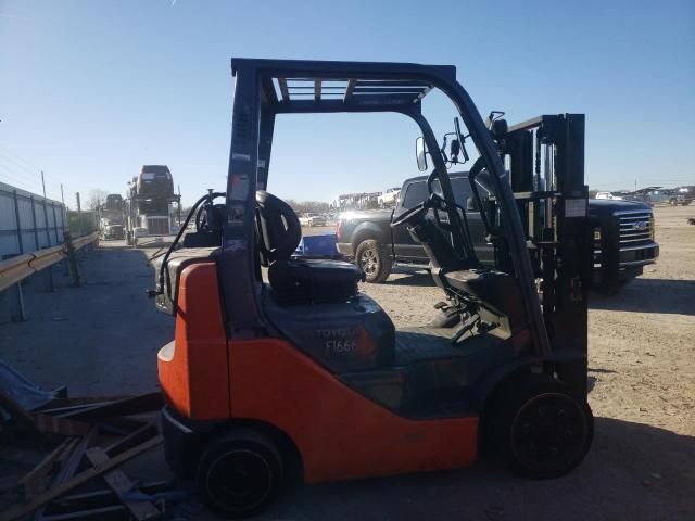 2015 Toyota Fork Lift