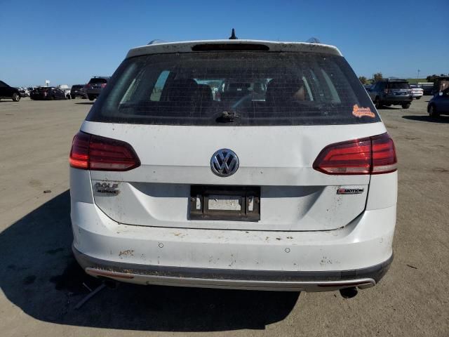 2019 Volkswagen Golf Alltrack S