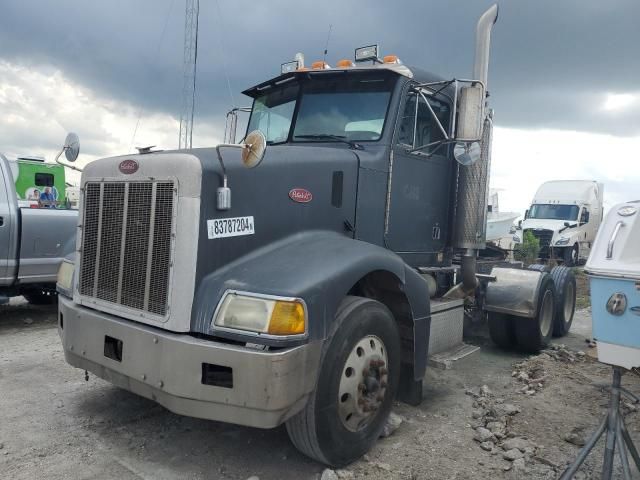 2004 Peterbilt 385