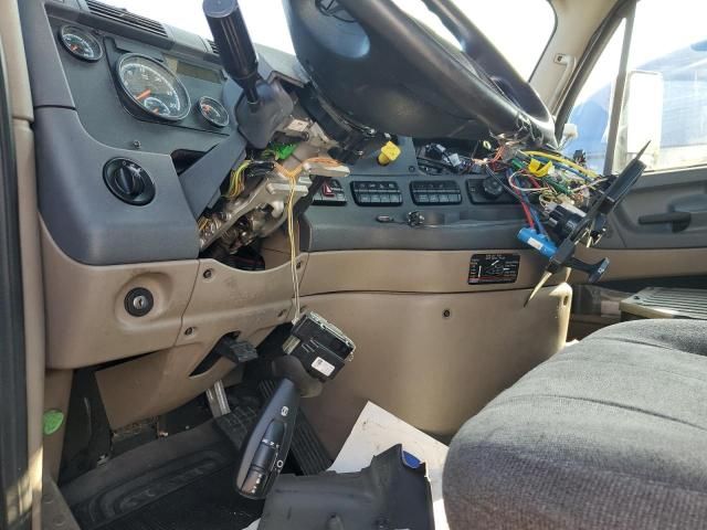 2018 Freightliner Cascadia 113