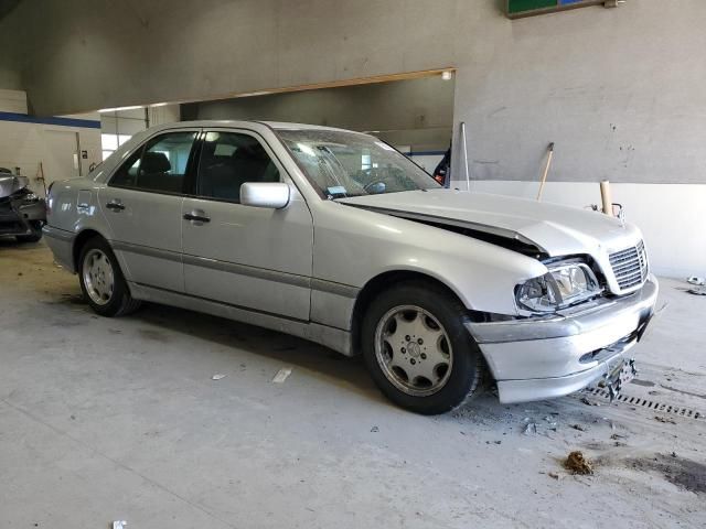 2000 Mercedes-Benz C 230