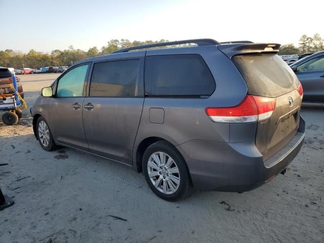 2011 Toyota Sienna LE