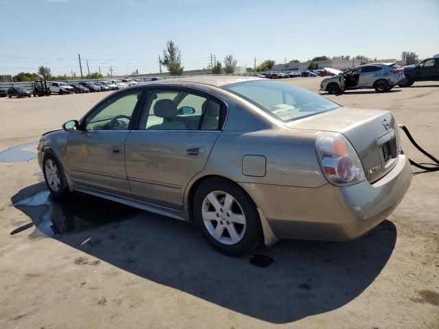 2003 Nissan Altima Base