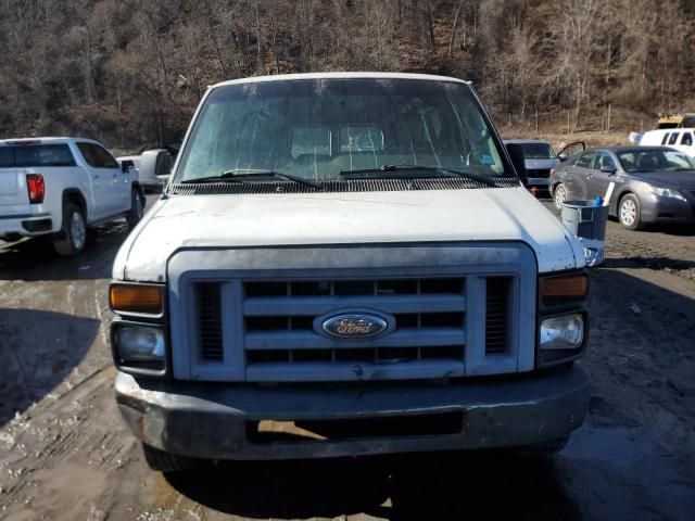 2013 Ford Econoline E250 Van