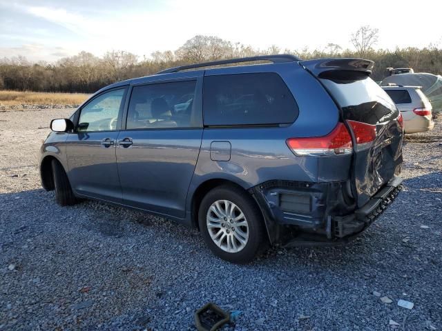 2014 Toyota Sienna XLE