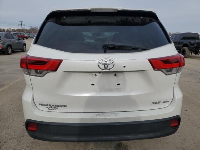 2019 Toyota Highlander SE