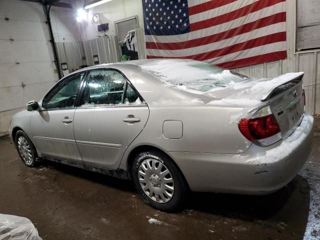 2005 Toyota Camry LE