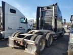 1999 Volvo VN Semi Truck