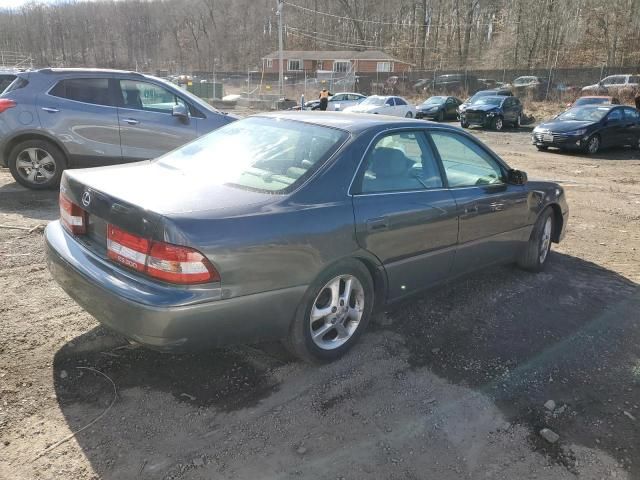 2000 Lexus ES 300