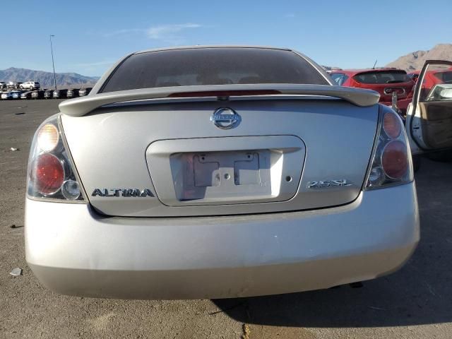 2003 Nissan Altima Base