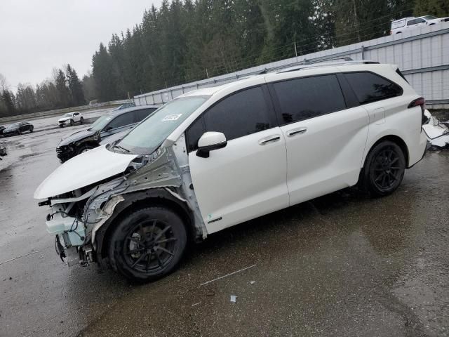 2021 Toyota Sienna Limited