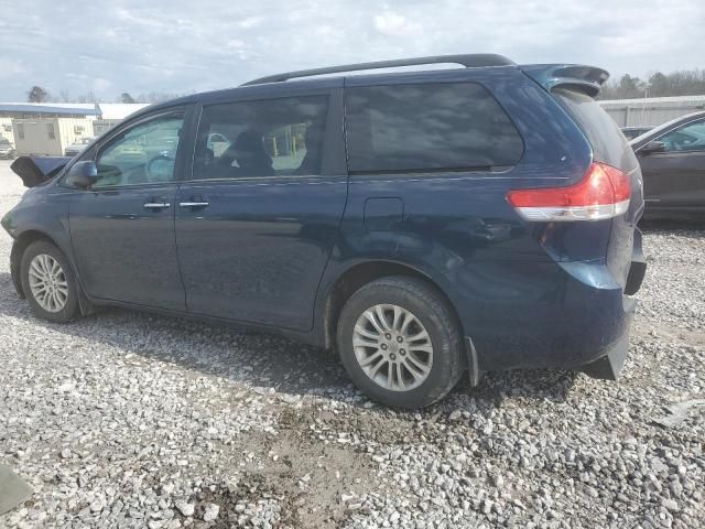 2012 Toyota Sienna XLE