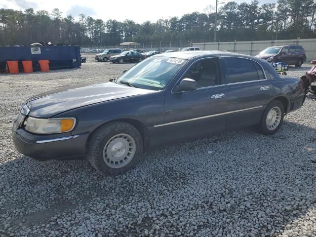 1999 Lincoln Town Car Executive