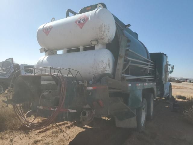 2012 Peterbilt 367
